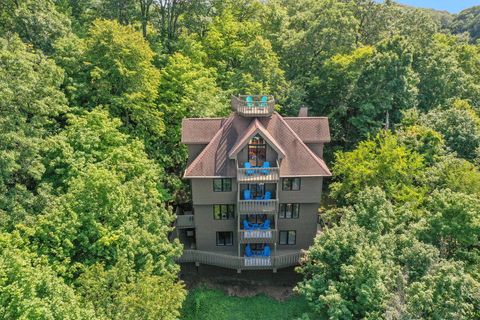 2312 Maksaba Trail Holland MI 49423