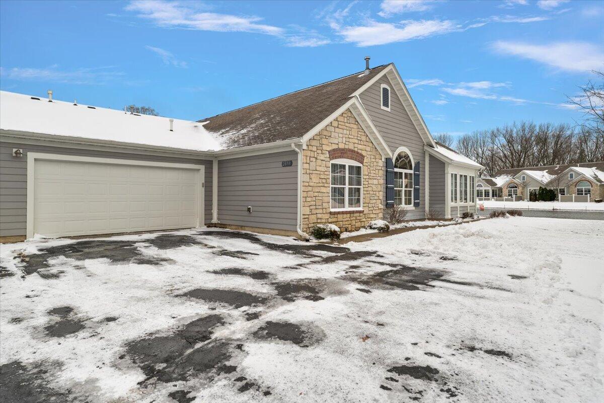 2859 Villa Lane