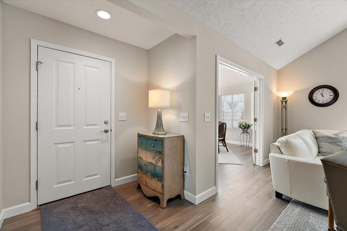 2859 Villa Lane
