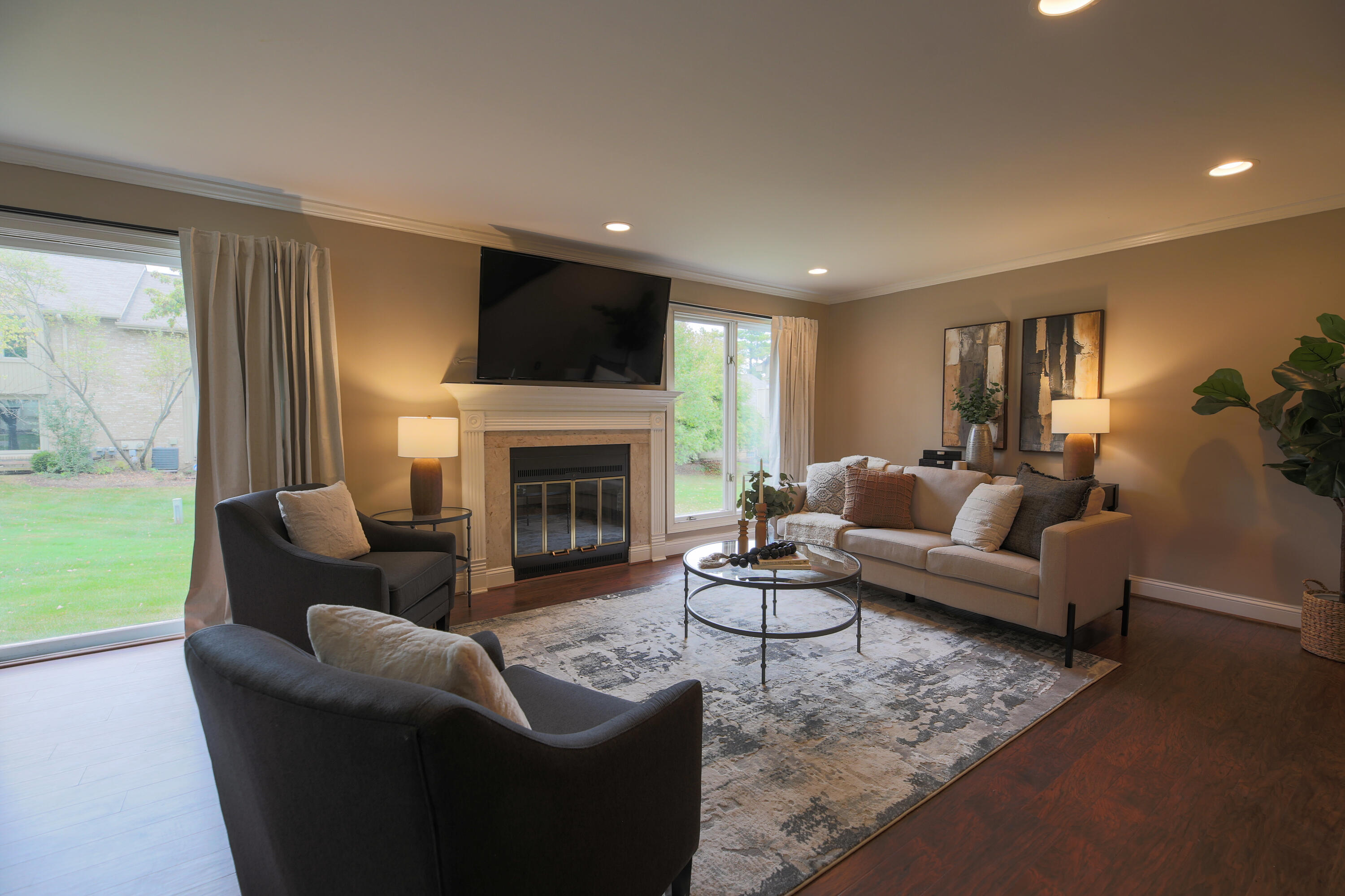 4291 Foxpointe Drive