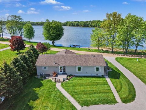 Photo of 774 W Sippy Rd, Scottville, MI 49454 (MLS # 26023770)