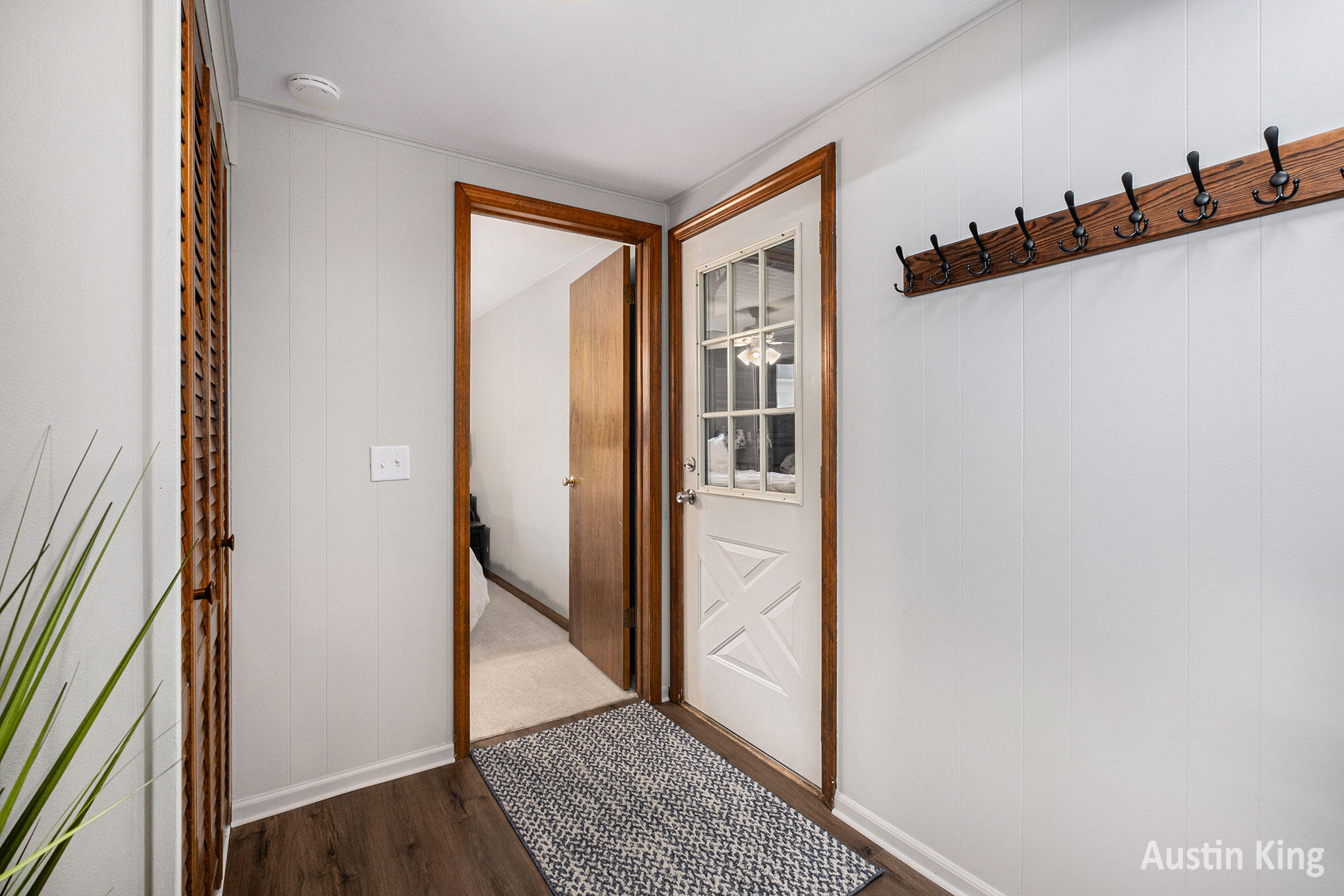 Rockford, Michigan 49341, United States, 4 Bedrooms Bedrooms, ,1 BathroomBathrooms,Residential,Active,199942