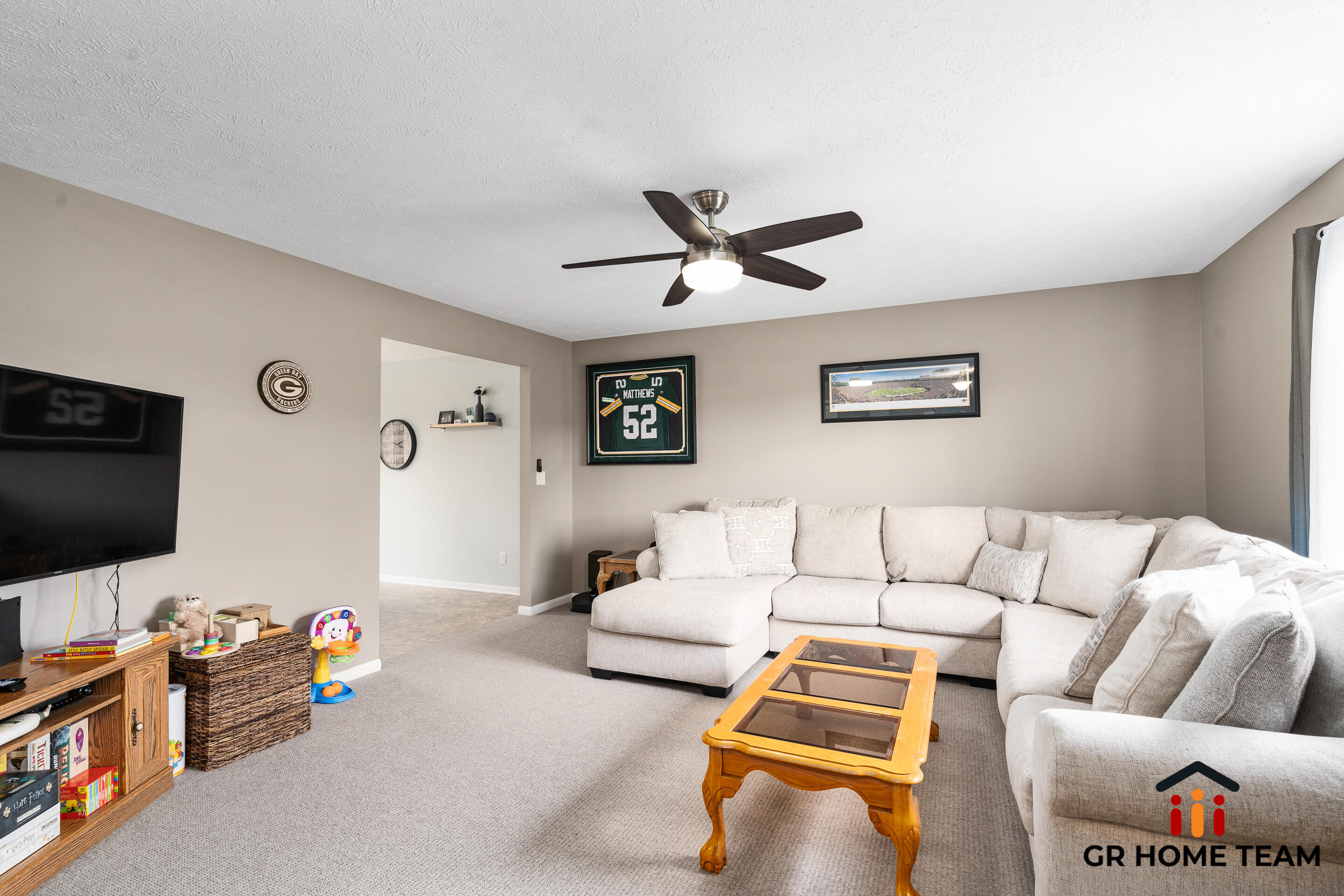 Photo 2 of 41 of 9005 Lenter Drive SE house
