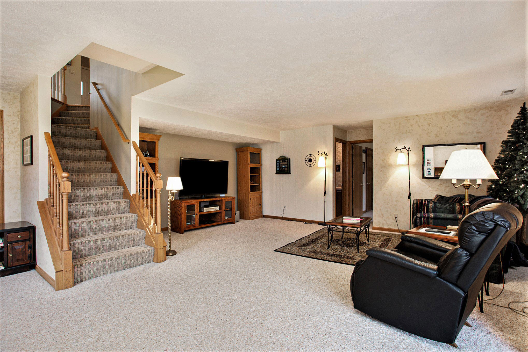 Photo 25 of 29 of 6370 Springmont Court condo