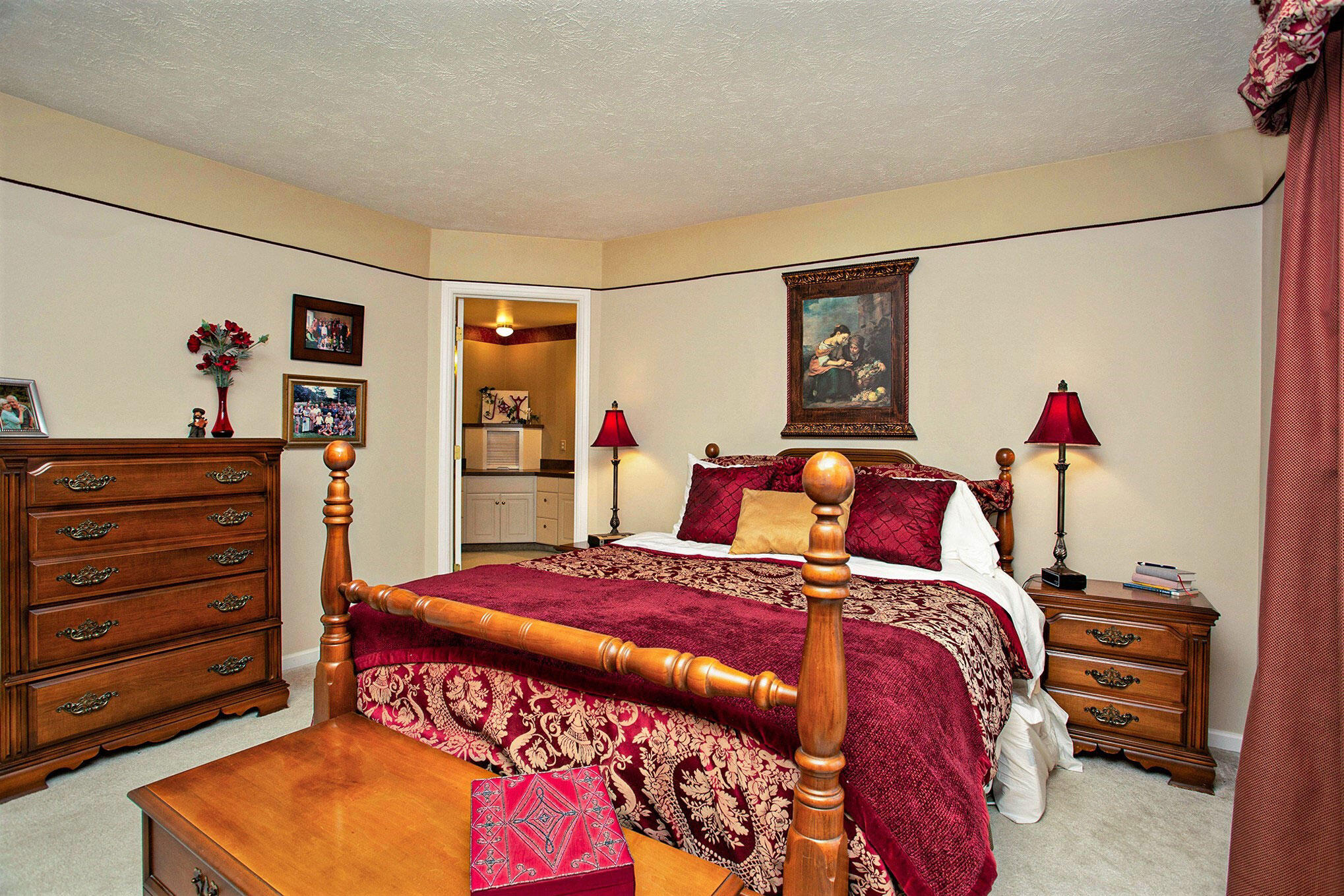 Photo 12 of 29 of 6370 Springmont Court condo