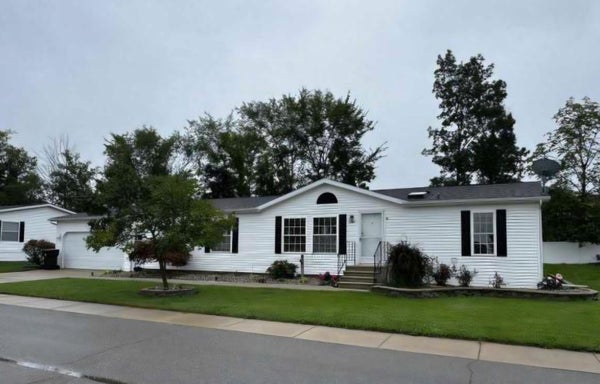 7440 GALLOP TRL SE, CALEDONIA, MI 49316 - Image 9ea9b781f8a1b66d1b563fd2b4f4b0d0/1384912335