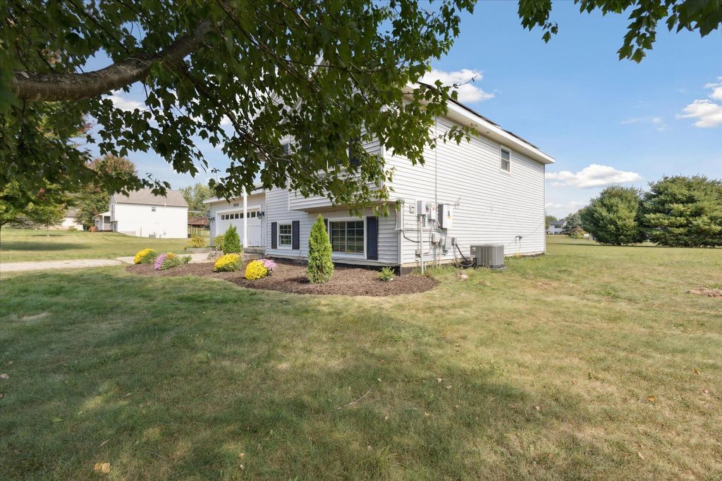 Photo of 10550 Wolven Avenue NE, Rockford, MI 49341 (MLS # 25058048)