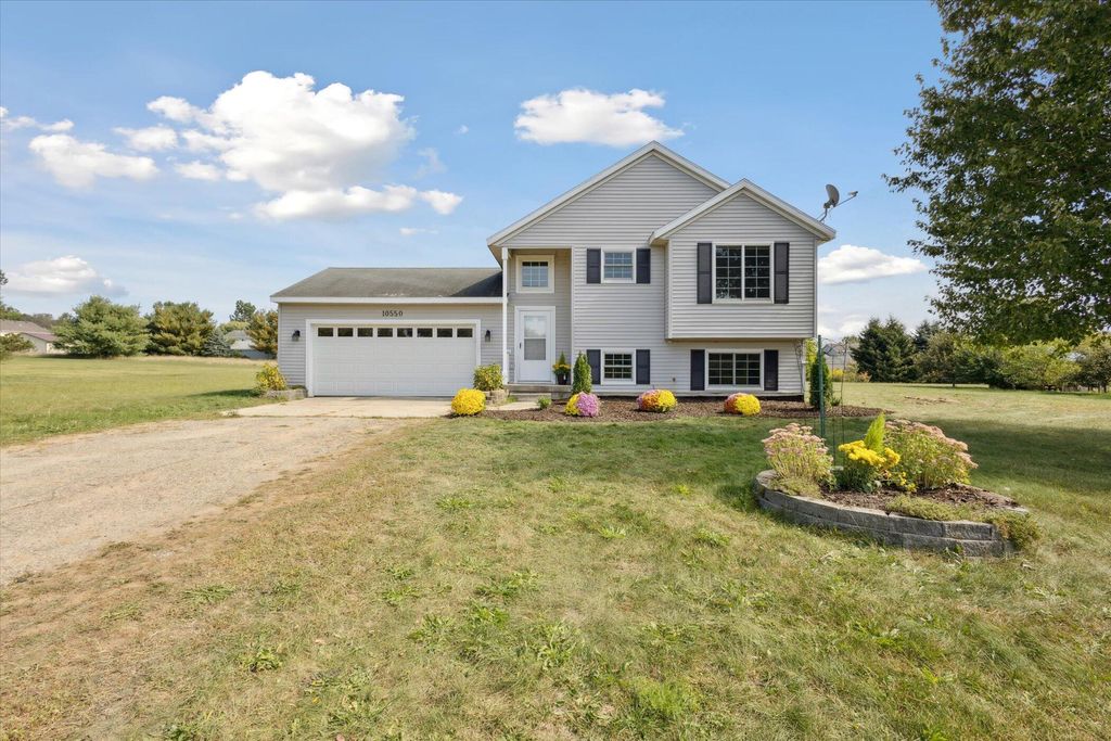 Photo of 10550 Wolven Avenue NE, Rockford, MI 49341 (MLS # 25058048)