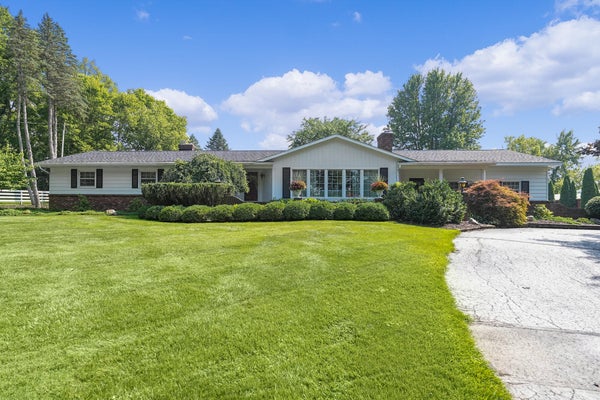 1810 E MILL ST, HASTINGS, MI 49058 - Image 9ef6bc2cbcfc932593f5da2ff18c9c2a/3746702855