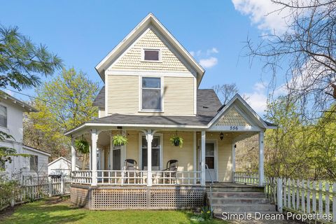Photo of 556 Lafayette Avenue SE, Grand Rapids, MI 49503 (MLS # 26017314)