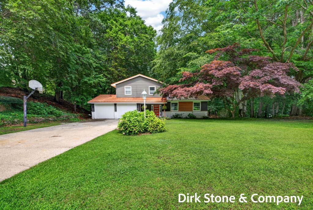 Photo of 18569 Pawnee Drive, Spring Lake, MI 49456 (MLS # 26040939)