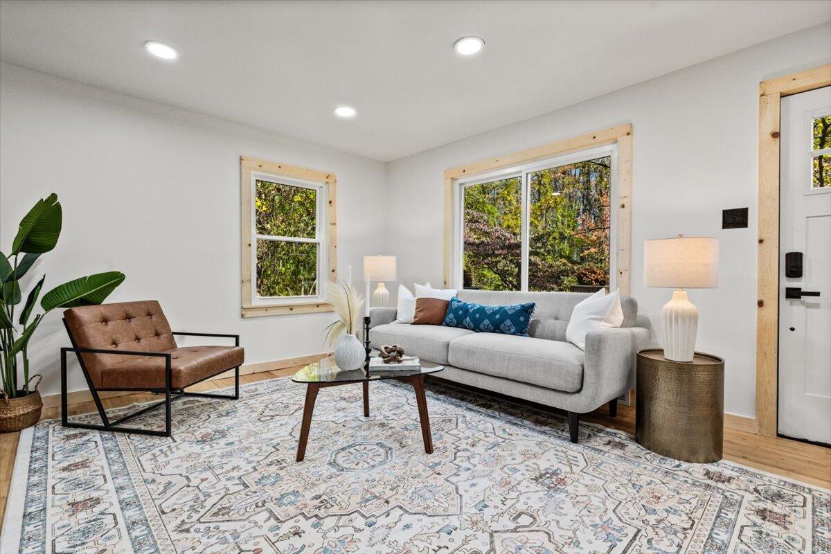 12980 Crestview Drive