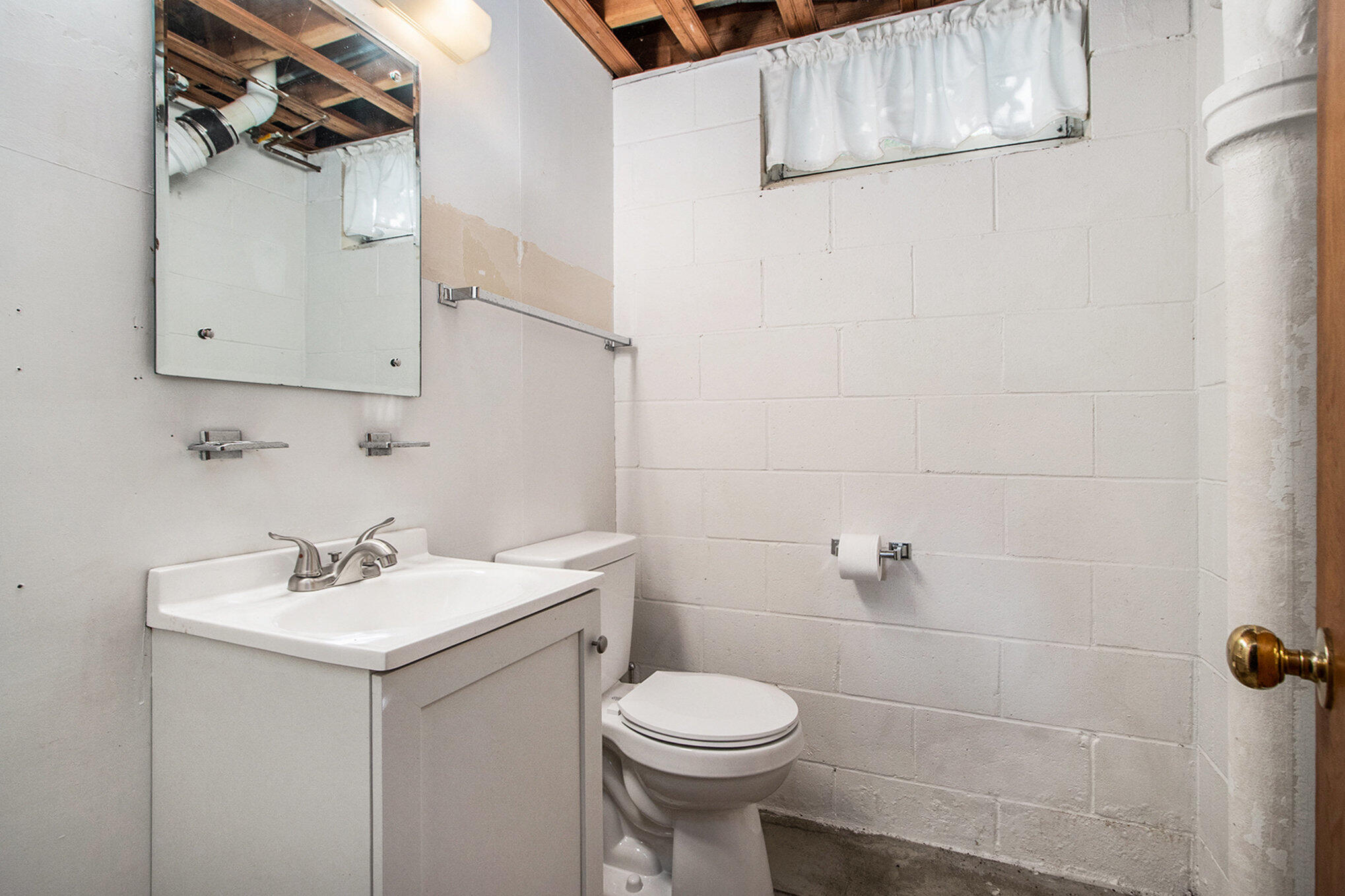 Kalamazoo, Michigan 49008, United States, 3 Bedrooms Bedrooms, ,2 BathroomsBathrooms,Residential,Active,198300