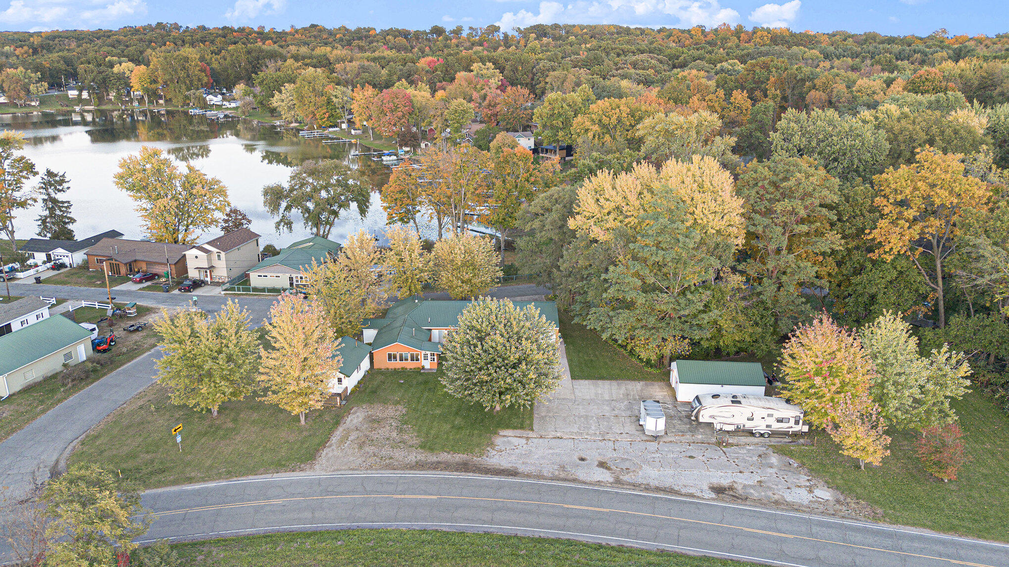 53027 Twin Lakes Road