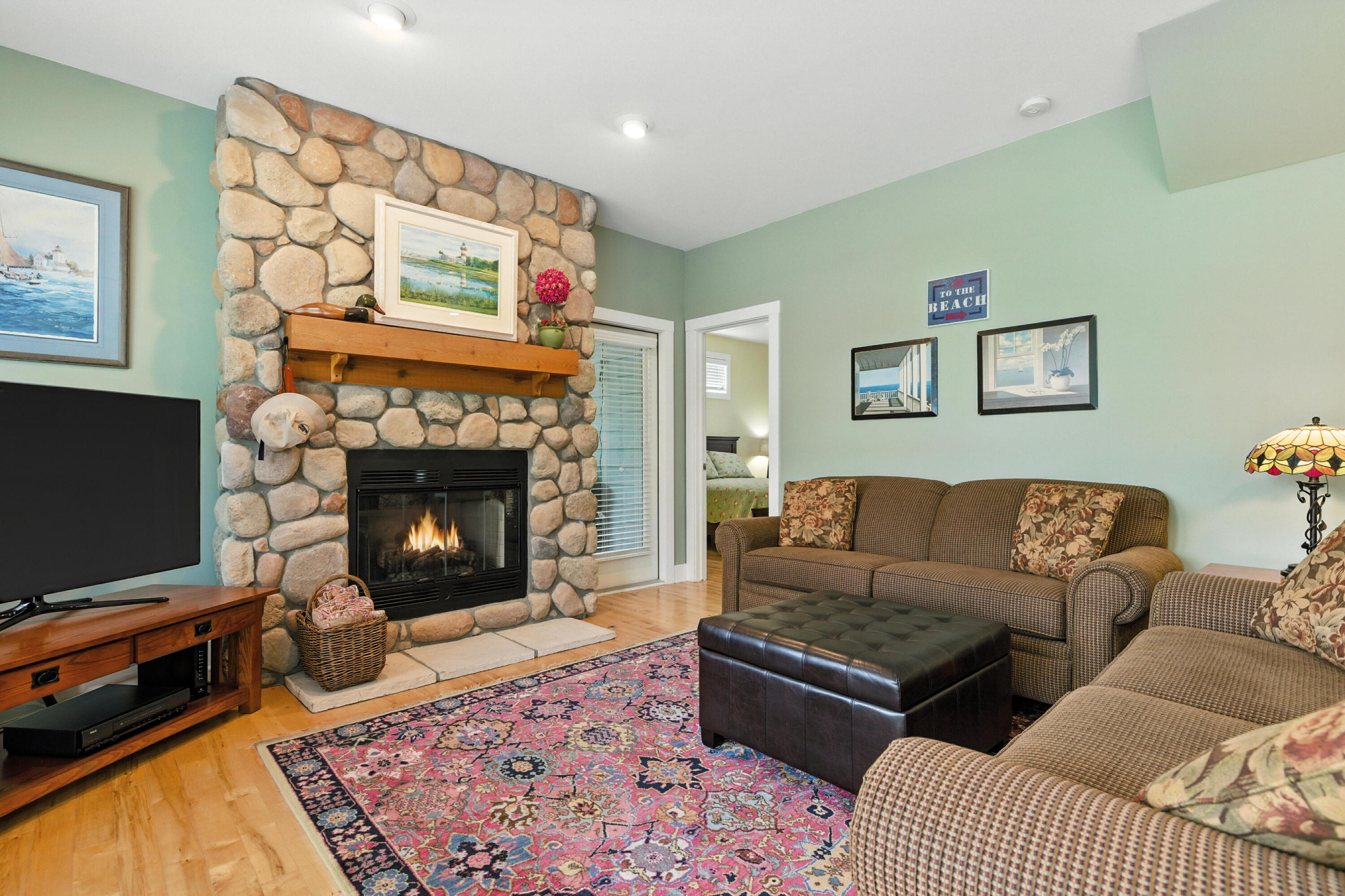 New Buffalo, Michigan 49117, United States, 3 Bedrooms Bedrooms, ,3 BathroomsBathrooms,Residential,Active,160555