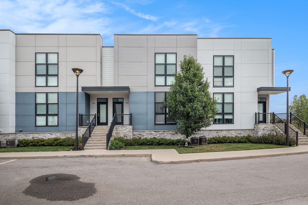 Photo of 6028 Port View Drive SE, Grand Rapids, MI 49512 (MLS # 26005839)