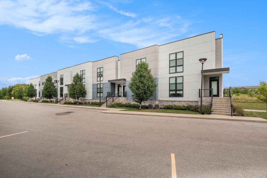 Photo of 6028 Port View Drive SE, Grand Rapids, MI 49512 (MLS # 26005839)