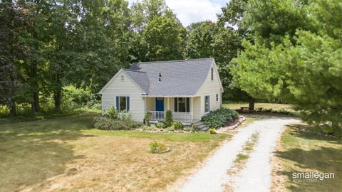 Photo for 4005 Hendershot Avenue NW