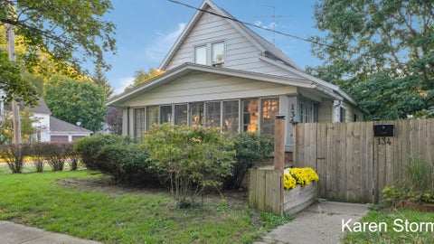 Photo for 134 Fitzhugh Avenue SE