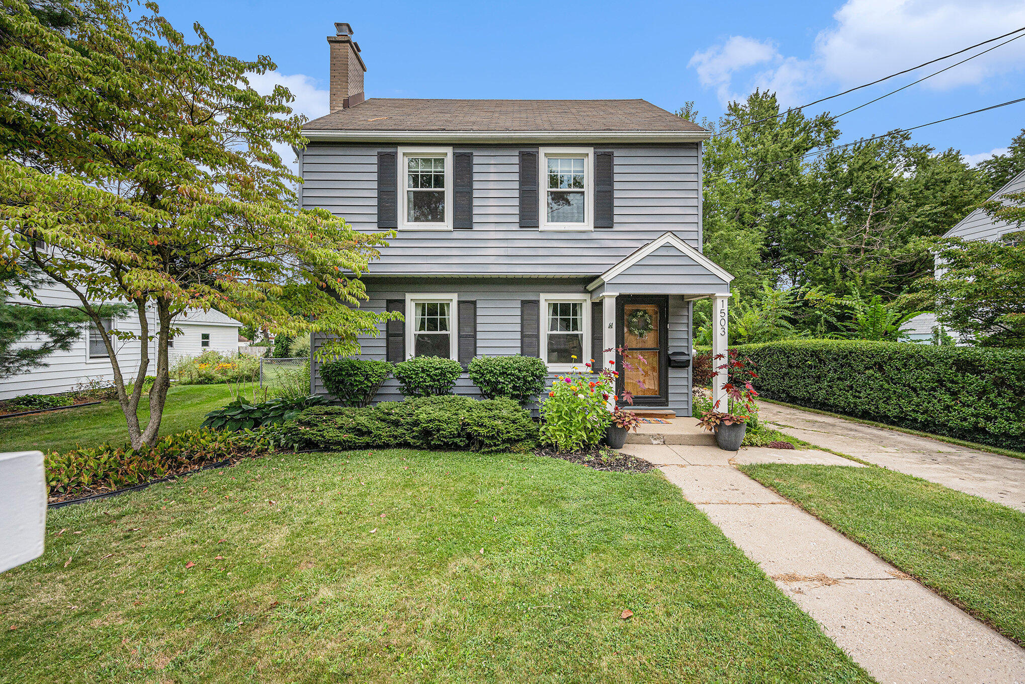 Kalamazoo, Michigan 49001, United States, 3 Bedrooms Bedrooms, ,2 BathroomsBathrooms,Residential,Active,195022 Kalamazoo, Michigan 49001, United States, 3 Bedrooms Bedrooms, ,2 BathroomsBathrooms,Residential,Active,195022