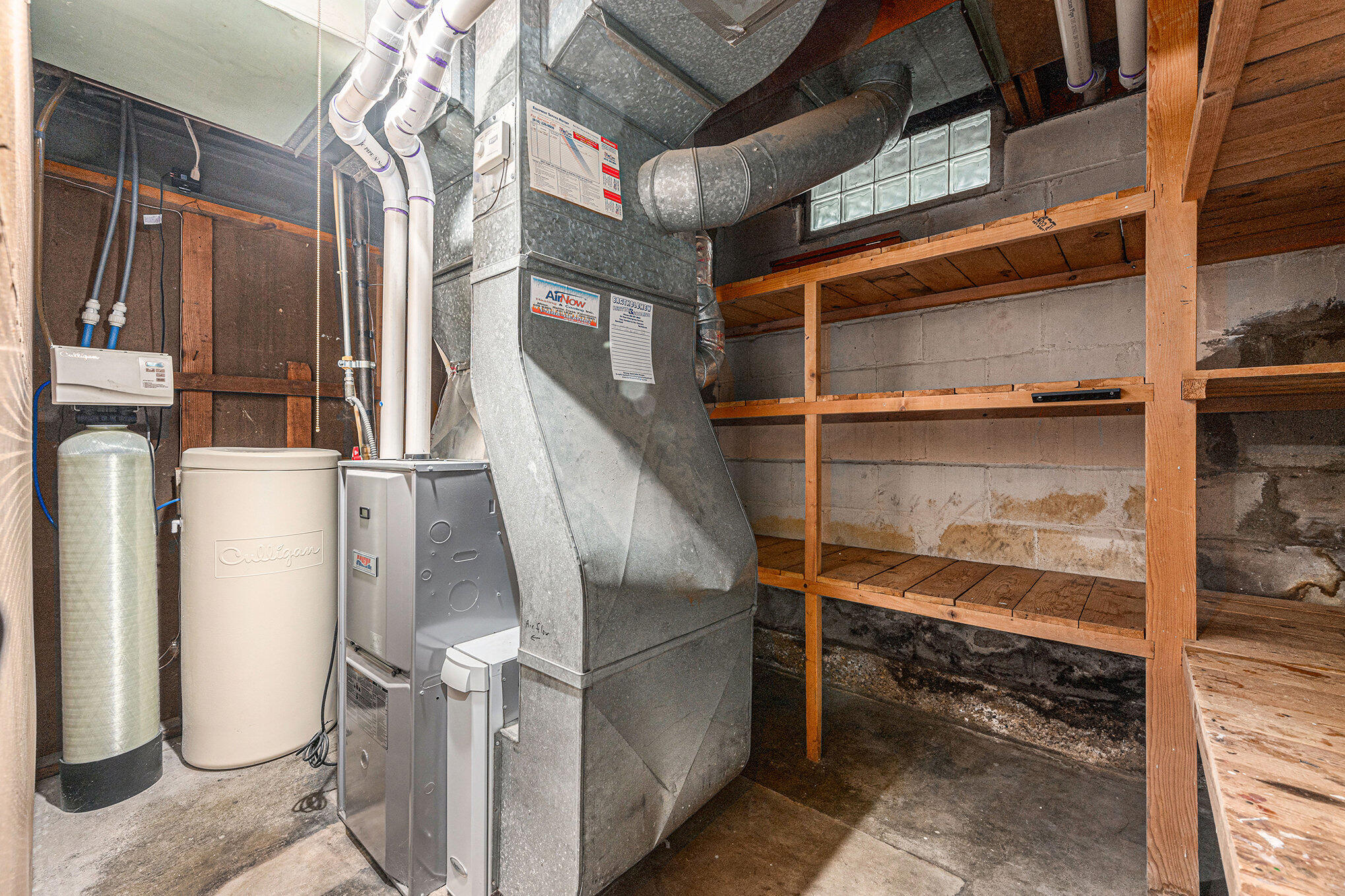 Kalamazoo, Michigan 49001, United States, 3 Bedrooms Bedrooms, ,2 BathroomsBathrooms,Residential,Active,195022