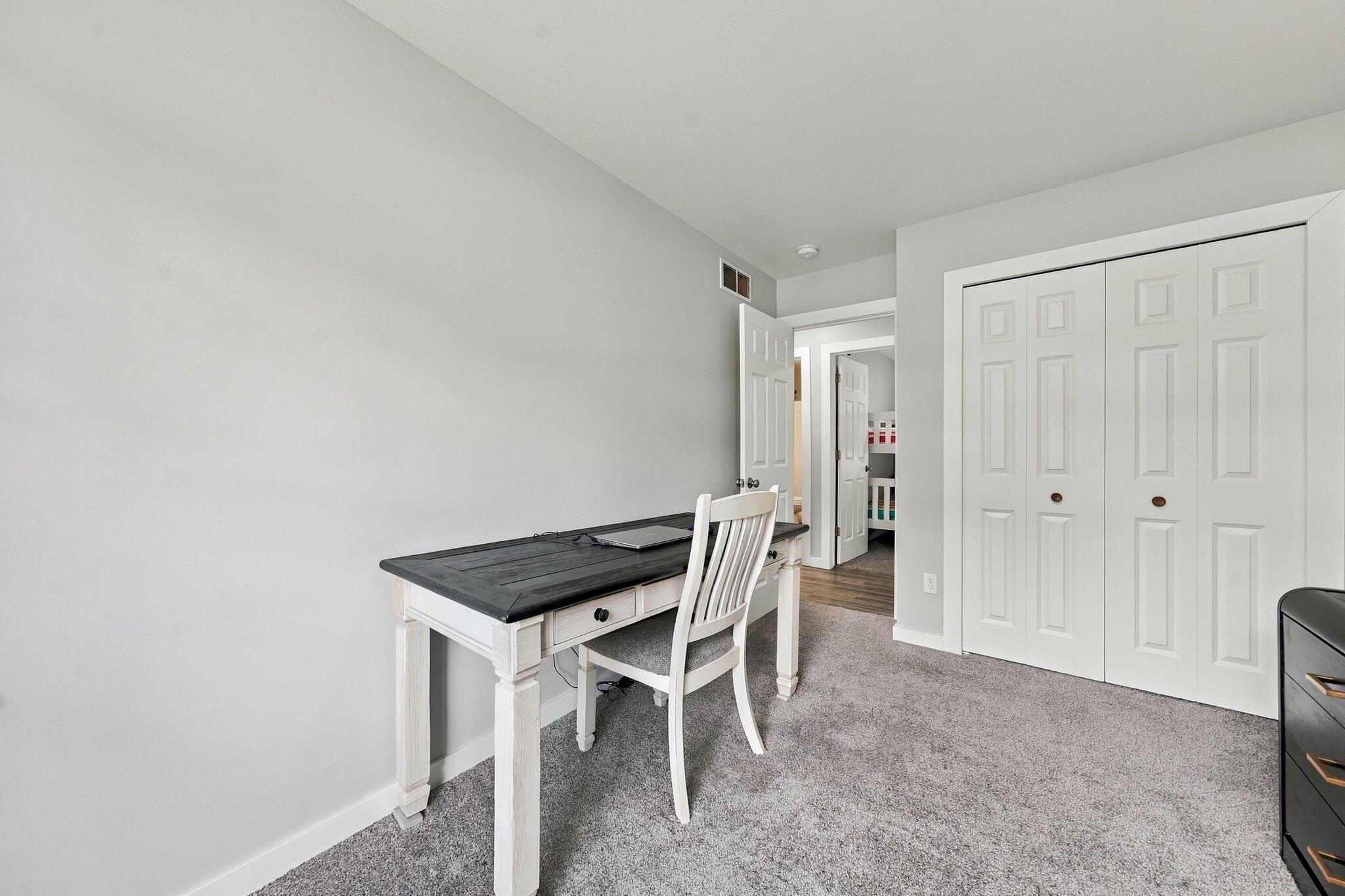 Listing 26