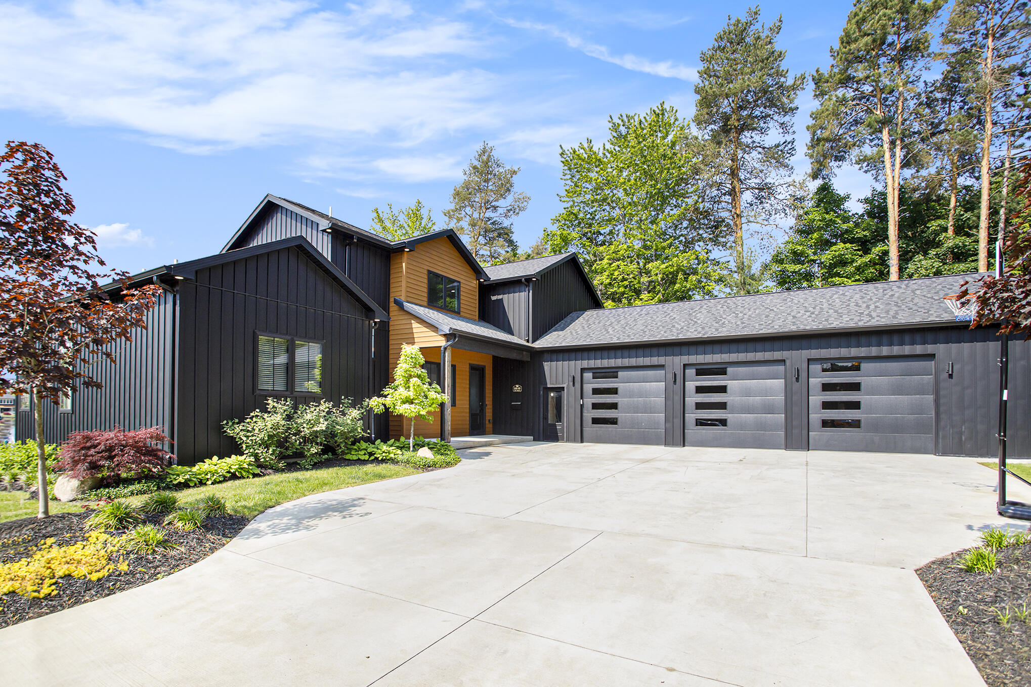 6646 E Eagle Lake Drive