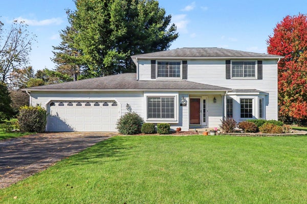 5556 PEBBLE RIDGE CT, ANN ARBOR, MI 48108 - Image a017f6dbbd256c3e3f82de8c03f49c6f/3471199237