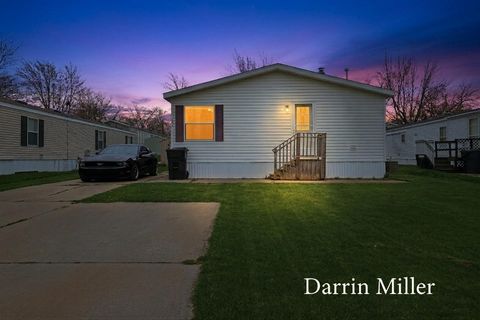 Photo of 4460 Oakland Drive #Lot 142, Allendale, MI 49401 (MLS # 26017166)