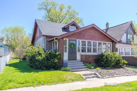 Photo of 1918 Coit Avenue NE, Grand Rapids, MI 49505 (MLS # 26017539)