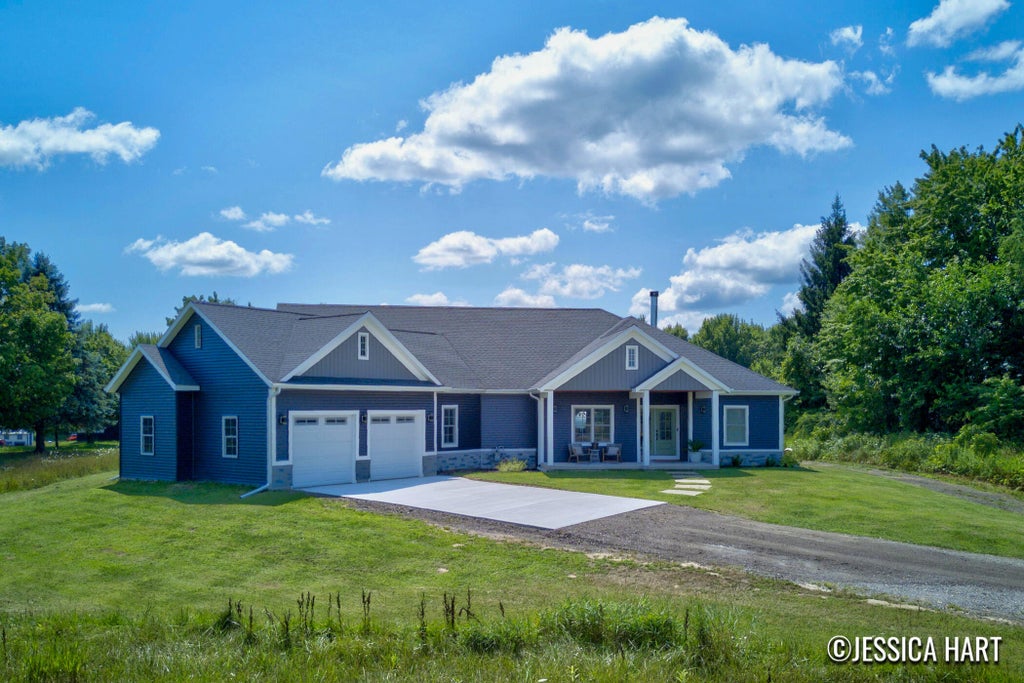 Photo of 9120 Whittall Street NE, Rockford, MI 49341 (MLS # 26040402)