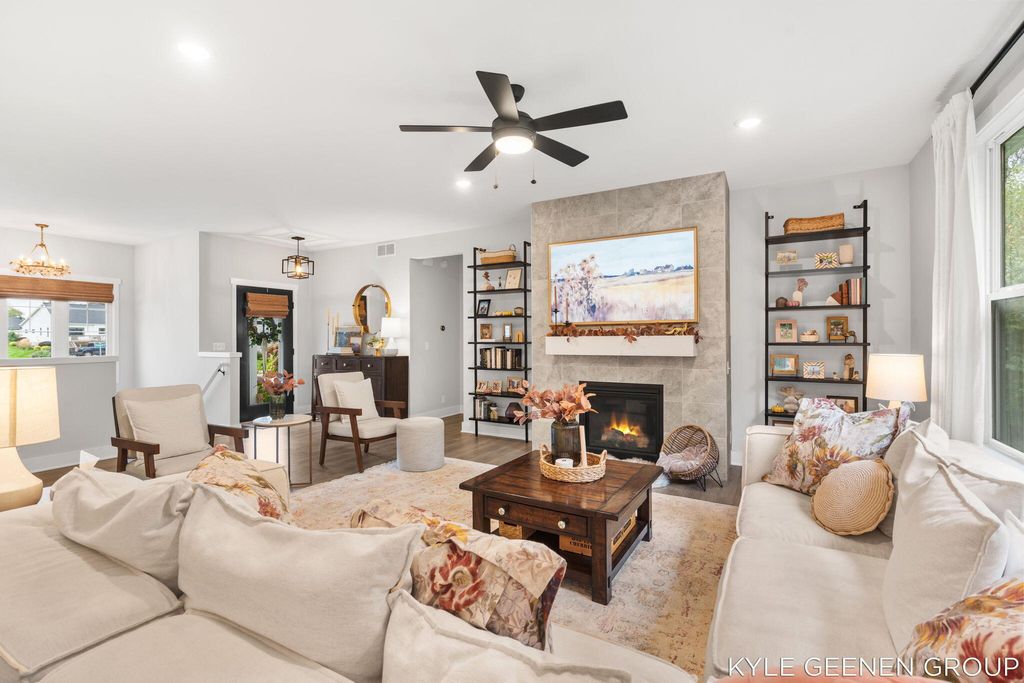 Photo of 14801 Sagebrush Drive, Holland, MI 49424 (MLS # 25054069)