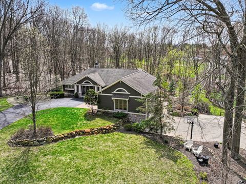 Photo of 3950 Canyon Creek Drive SW, Grand Rapids, MI 49534 (MLS # 26017091)