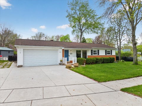 Photo for 385 Hollywood Drive