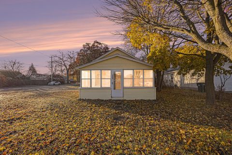Photo of 2209 Hughes Avenue, Norton Shores, MI 49441 (MLS # 25059752)
