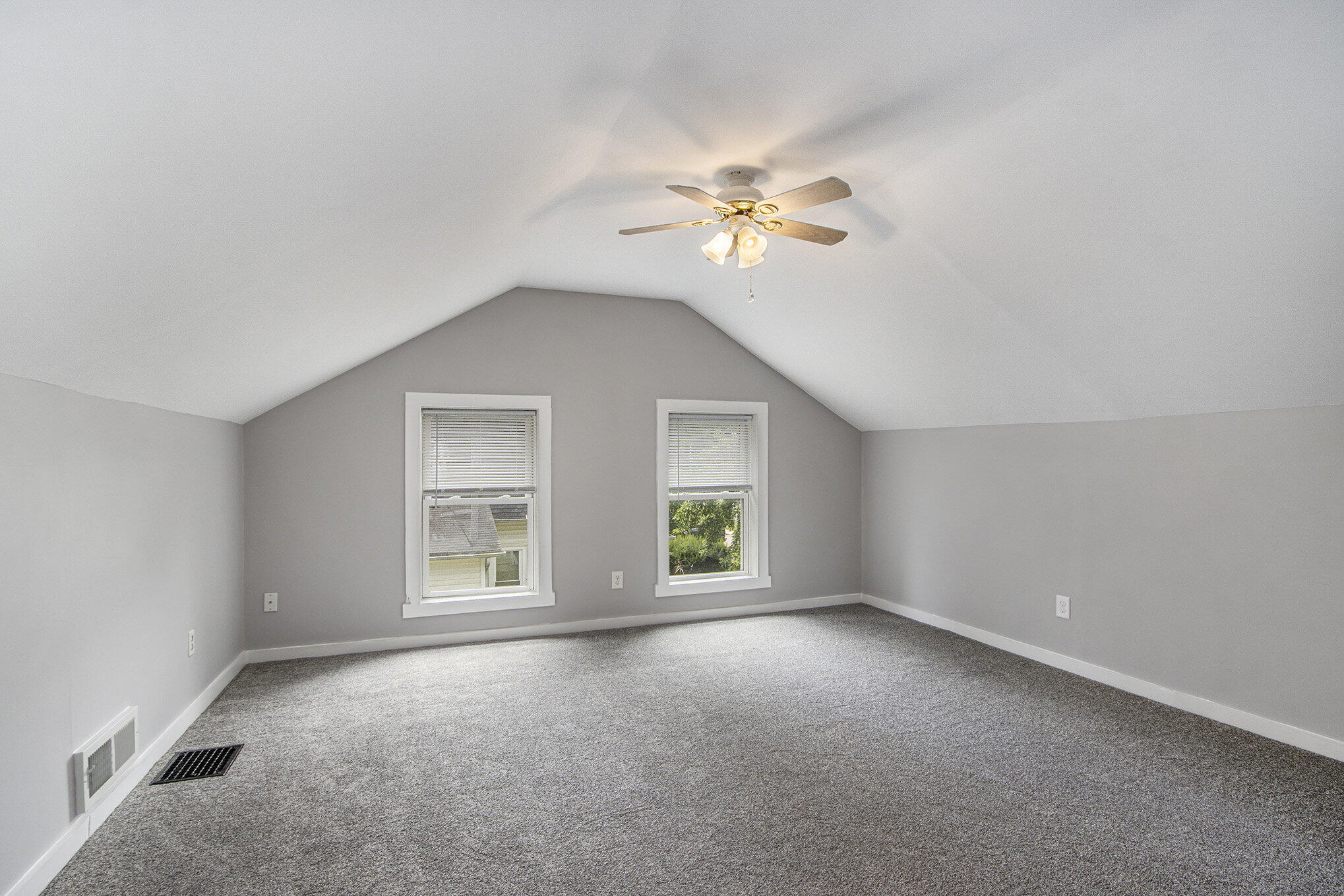 Gobles, Michigan 49055, United States, 3 Bedrooms Bedrooms, ,1 BathroomBathrooms,Residential,Active,173318