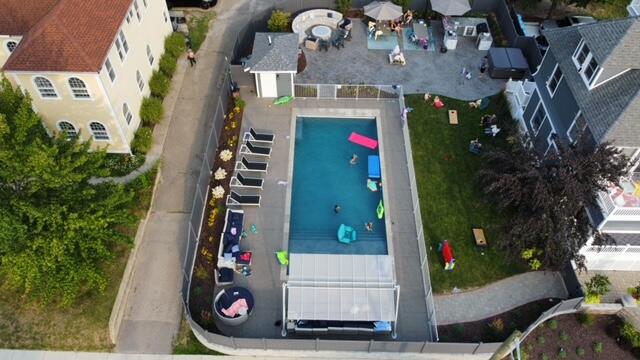 South Haven, Michigan 49090, United States, 8 Bedrooms Bedrooms, ,7 BathroomsBathrooms,Residential,Active,203979