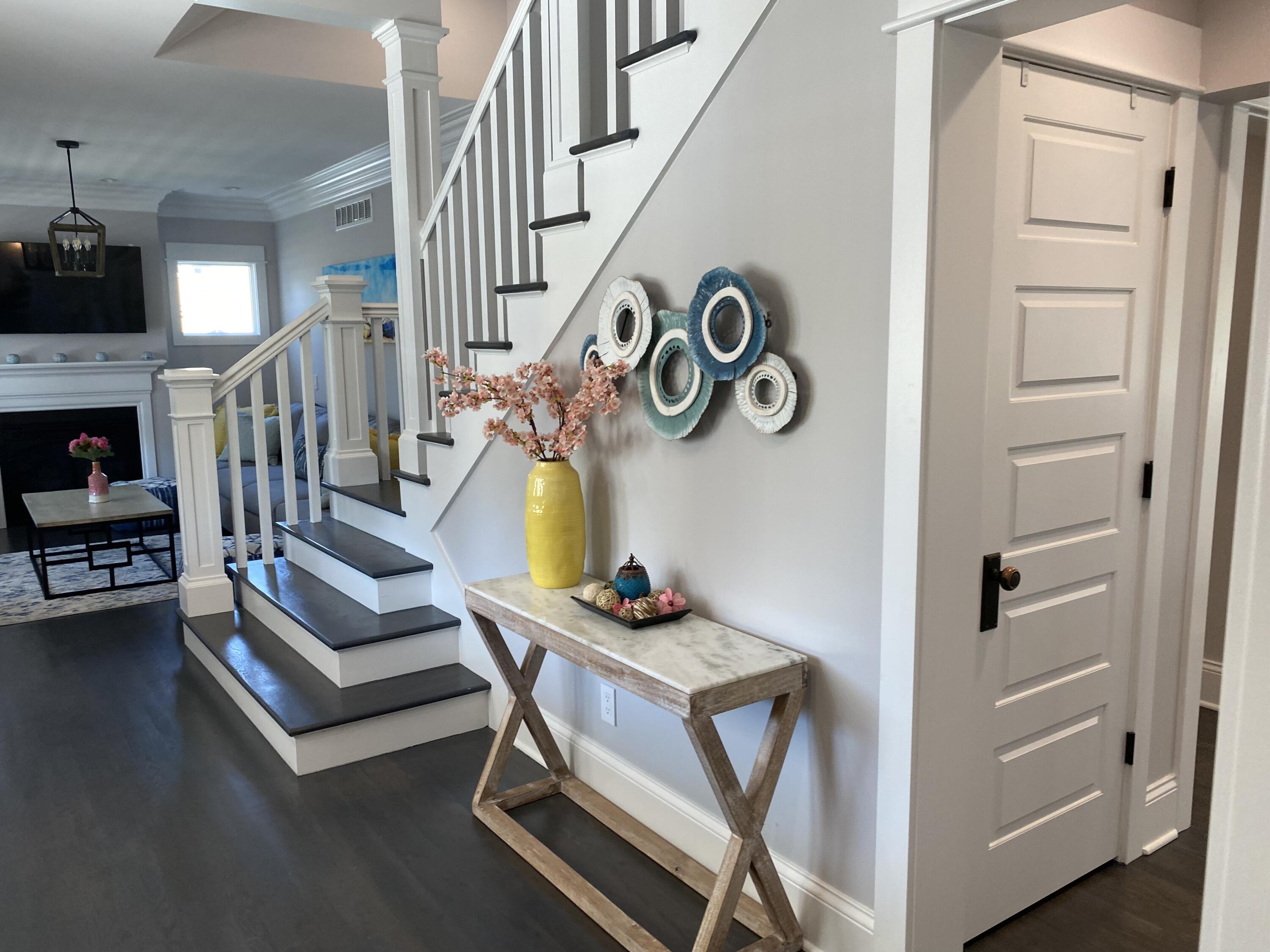 South Haven, Michigan 49090, United States, 8 Bedrooms Bedrooms, ,7 BathroomsBathrooms,Residential,Active,203979