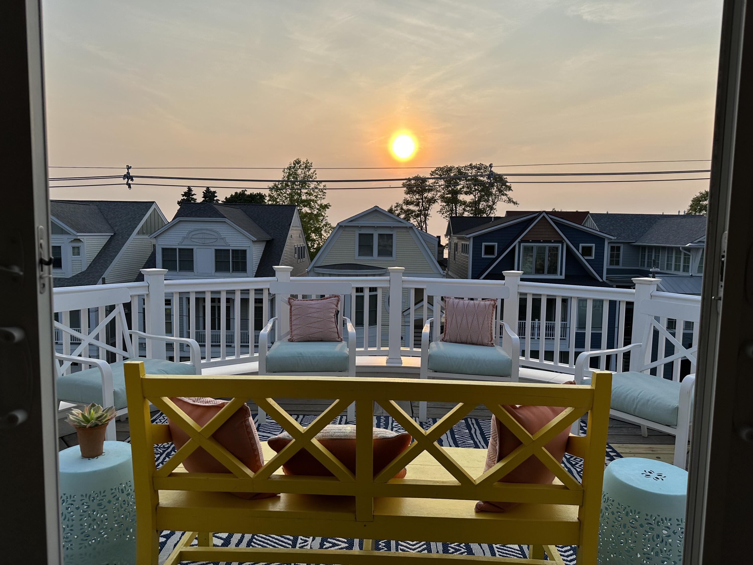 South Haven, Michigan 49090, United States, 8 Bedrooms Bedrooms, ,7 BathroomsBathrooms,Residential,Active,203979