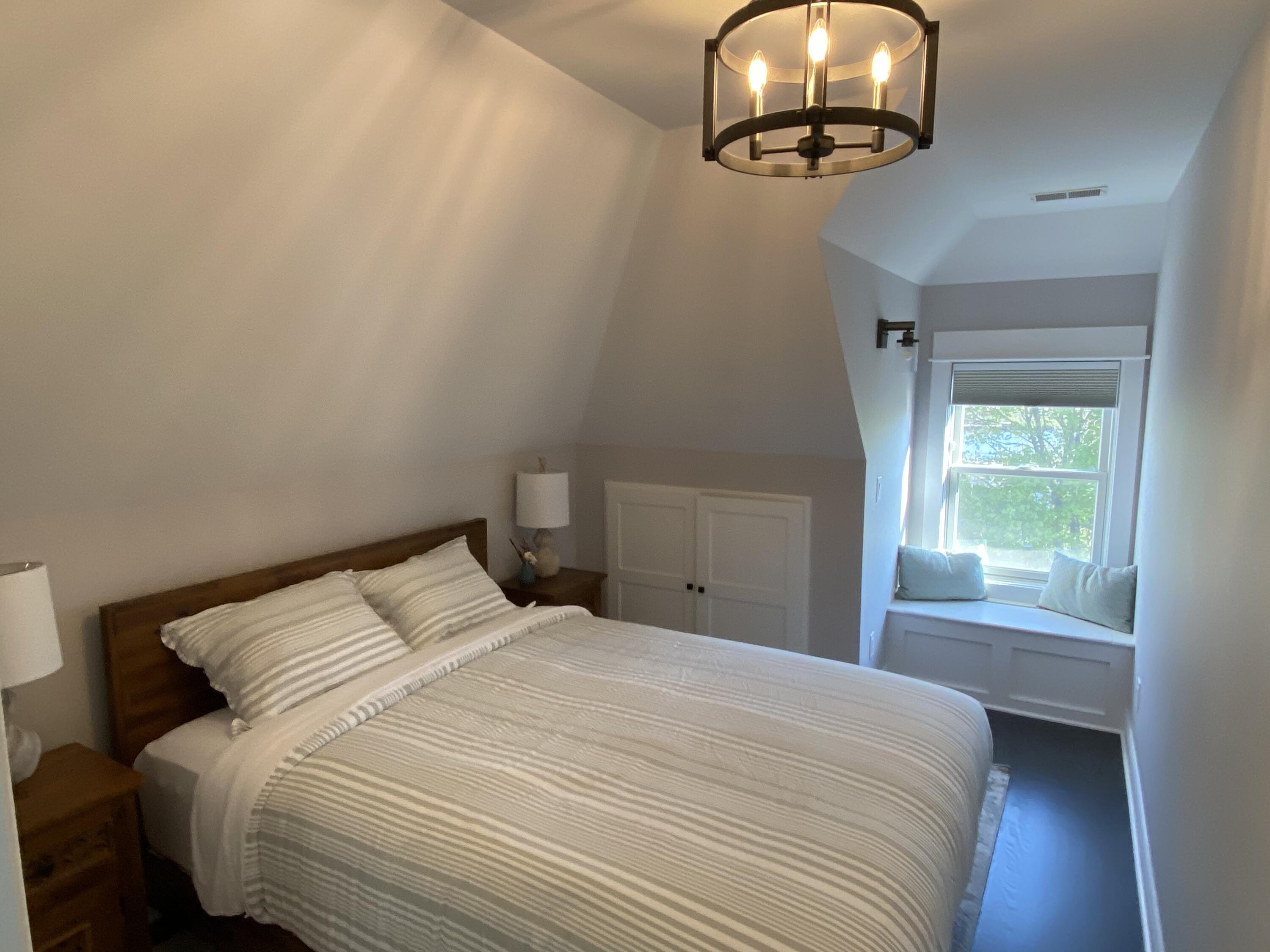 South Haven, Michigan 49090, United States, 8 Bedrooms Bedrooms, ,7 BathroomsBathrooms,Residential,Active,203979