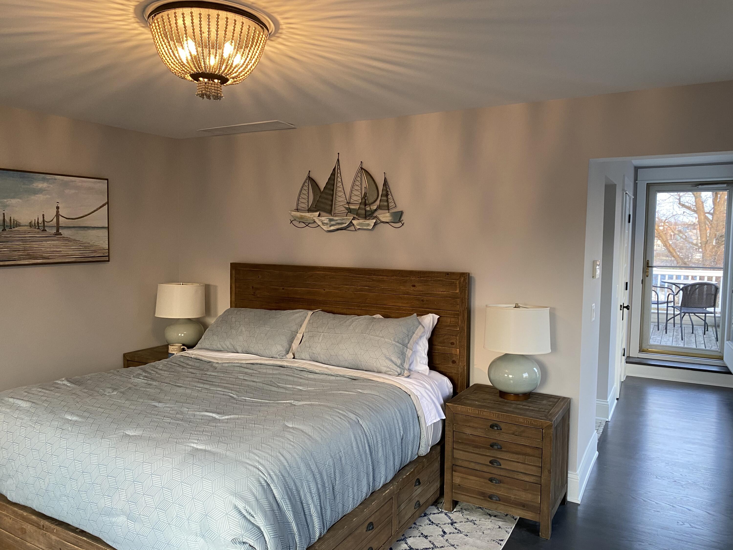 South Haven, Michigan 49090, United States, 8 Bedrooms Bedrooms, ,7 BathroomsBathrooms,Residential,Active,203979