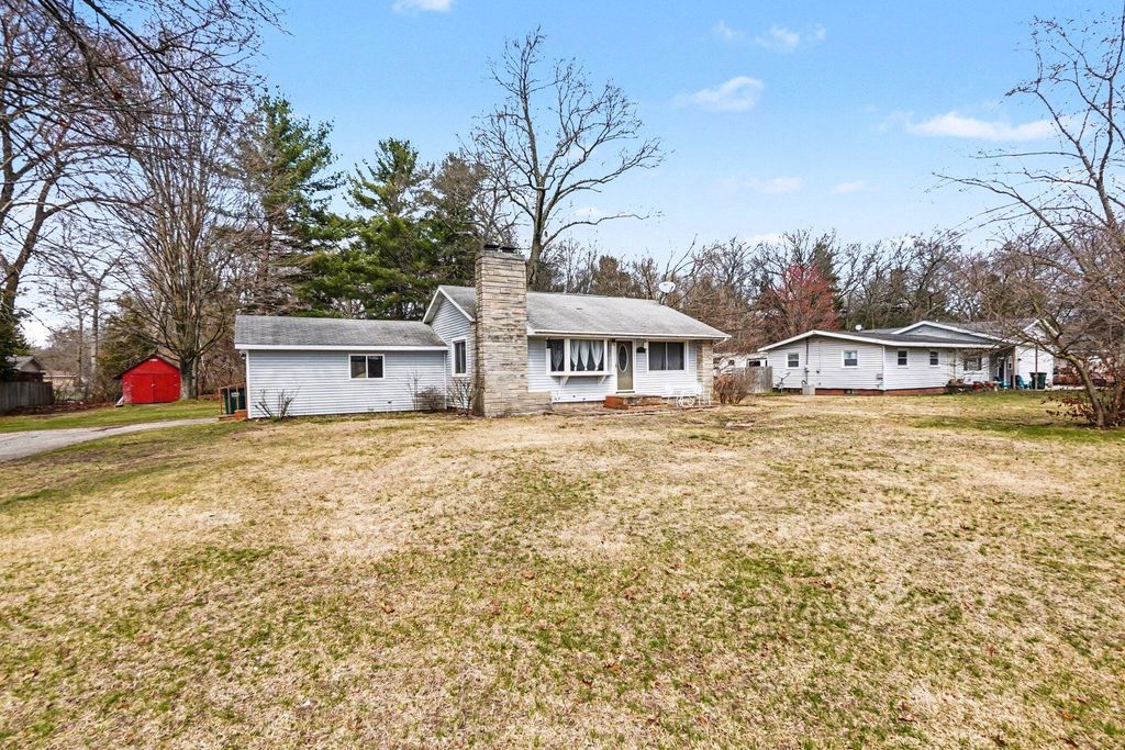 Photo of 1250 Logan Road, Muskegon, MI 49445 (MLS # 26014397)