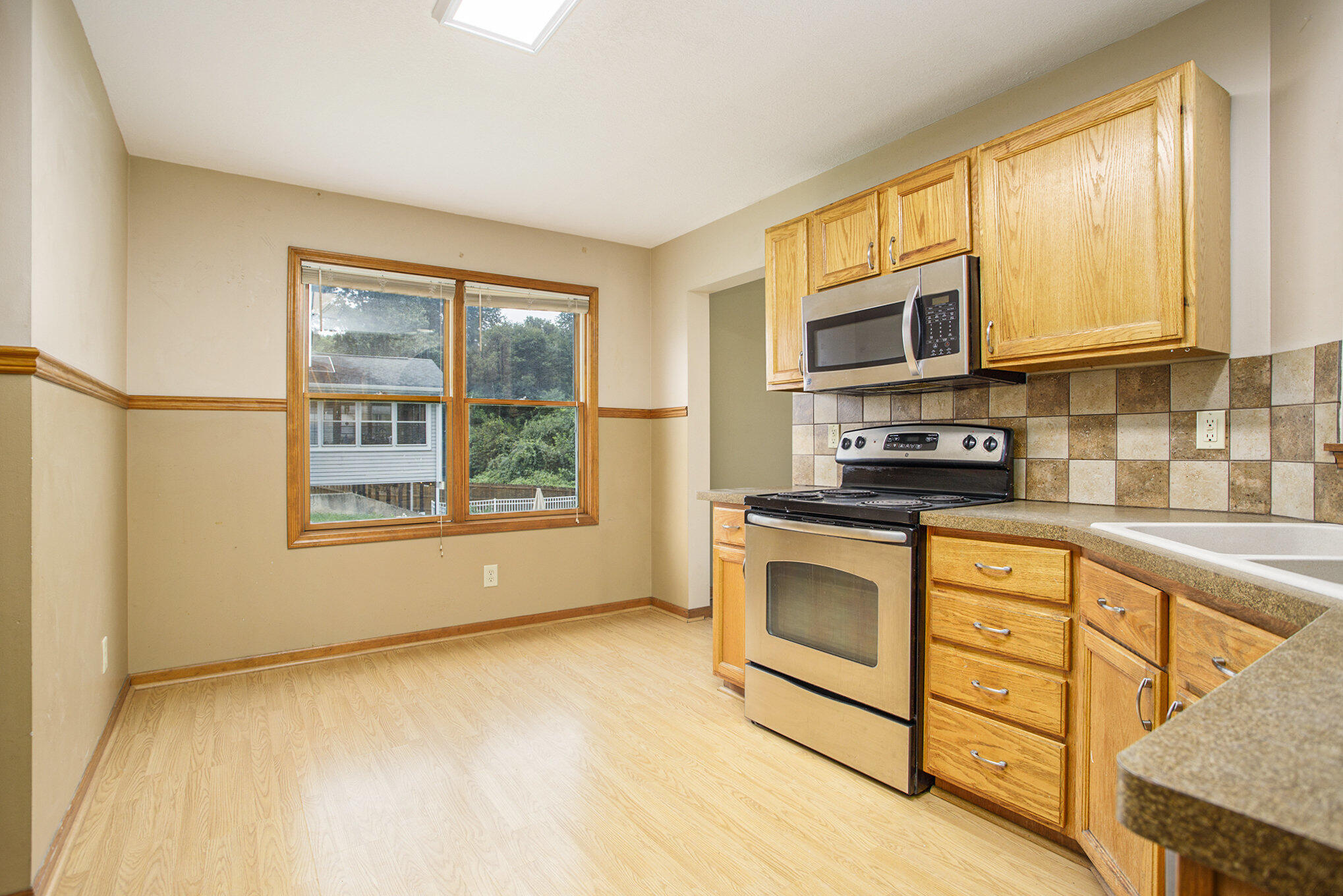 Battle Creek, Michigan 49015, United States, 3 Bedrooms Bedrooms, ,3 BathroomsBathrooms,Residential,Active,196598