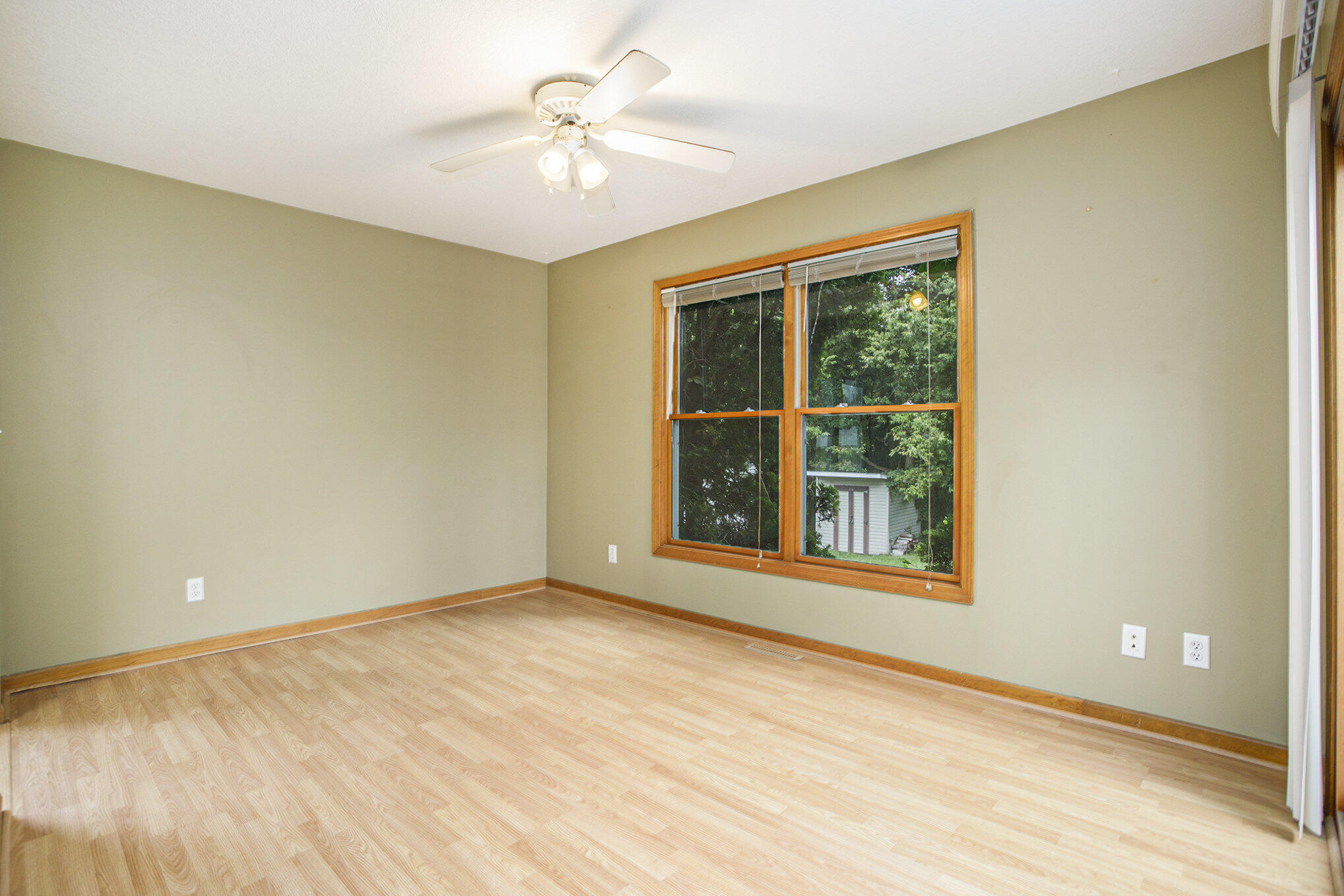 Battle Creek, Michigan 49015, United States, 3 Bedrooms Bedrooms, ,3 BathroomsBathrooms,Residential,Active,196598