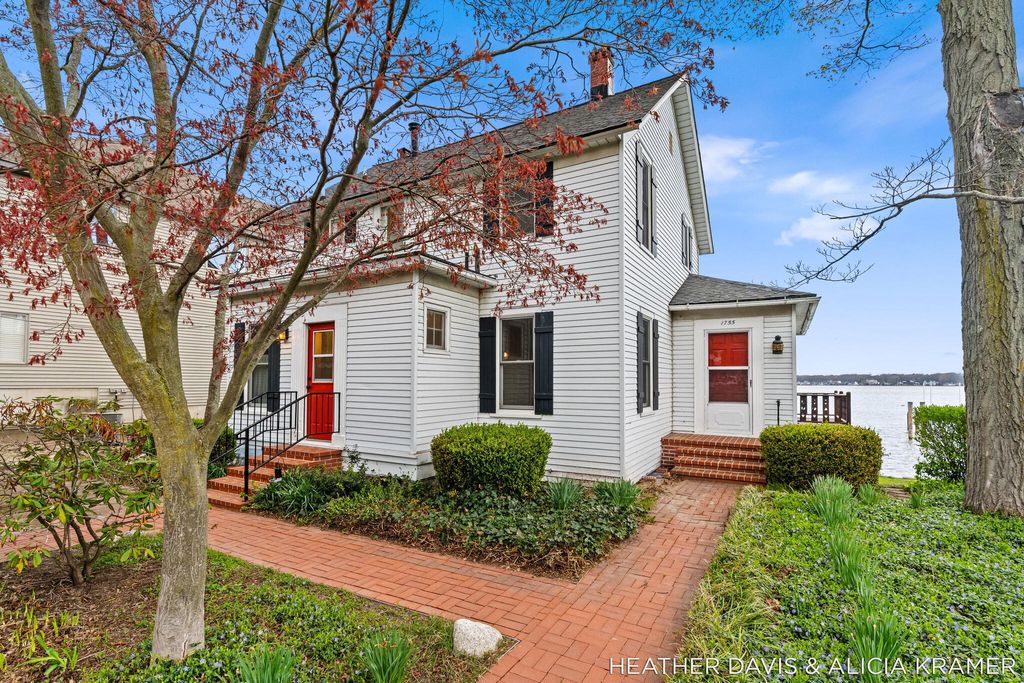 Photo of 1755 South Shore Drive, Holland, MI 49423 (MLS # 26017483)