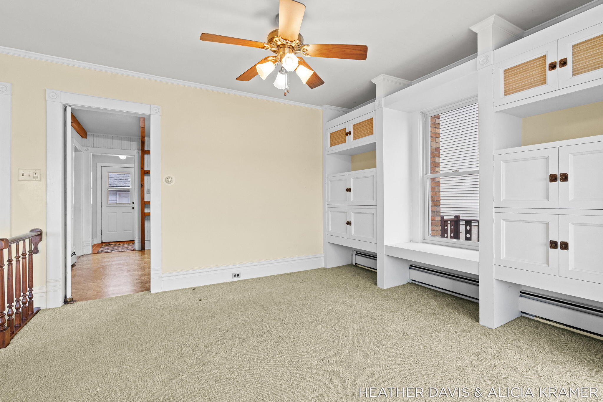 Holland, Michigan, 49423, United States, 5 Bedrooms Bedrooms, ,3 BathroomsBathrooms,Residential,Active,2041773