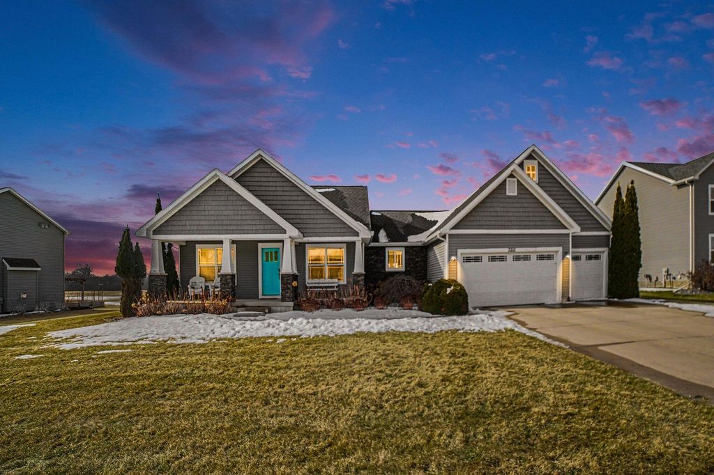 Photo of 2352 Sandstone Drive, Mount Pleasant, MI 48858 (MLS # 26005785)