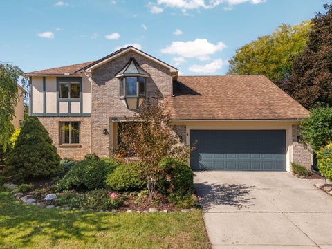 Photo for 612 Burr Oak Drive