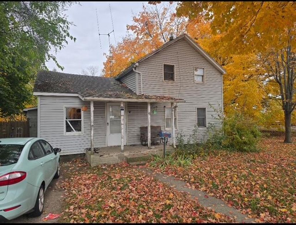 Photo of 19 Arnold Street, Quincy, MI 49082 (MLS # 25056555)