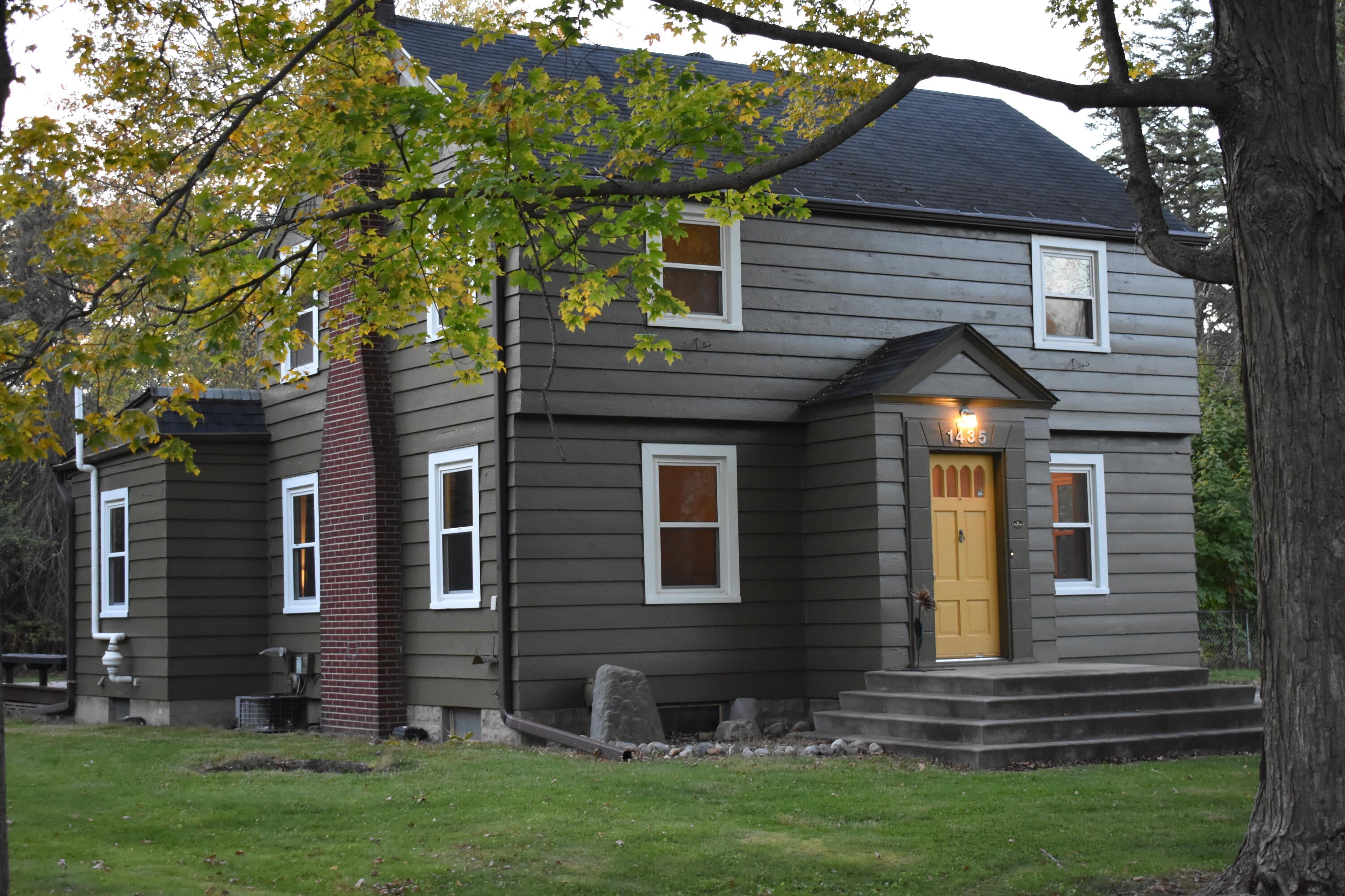 1435 Climax Avenue